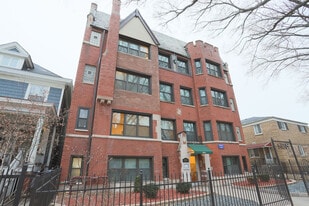 4614 N Paulina St, Unit A09C in Chicago, IL - Building Photo