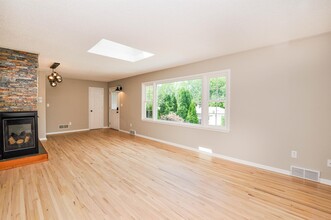 714 14th Ave SW in Rochester, MN - Building Photo - Building Photo