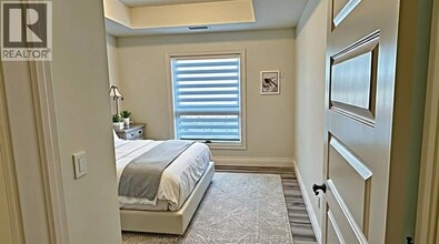 728 Brownstone Dr in Lakeshore, ON - Building Photo - Building Photo