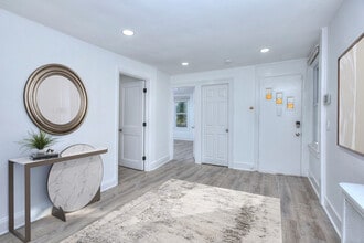 115 Wilton Rd in Westport, CT - Building Photo - Building Photo