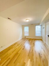 2076 N Campbell Ave, Unit 1 in Chicago, IL - Building Photo - Building Photo