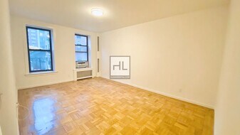 EAST 88 STREET in New York, NY - Building Photo