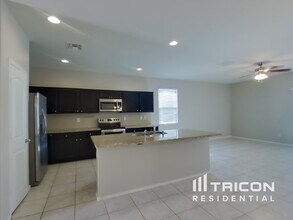 11281 E Aster Ln in Florence, AZ - Building Photo - Building Photo