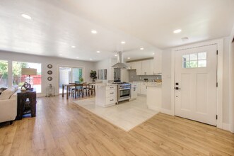 172 45th St in Sacramento, CA - Building Photo - Building Photo