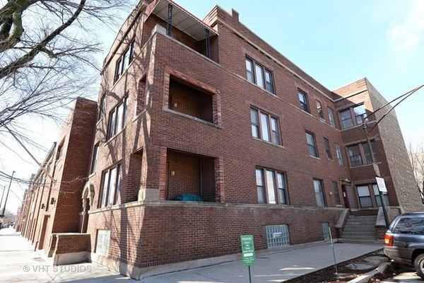 1644 W Addison St in Chicago, IL - Foto de edificio