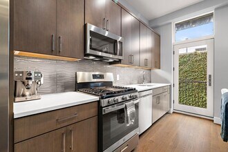 56 3rd St in Hoboken, NJ - Building Photo - Building Photo