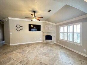1526 Waterside Village Drive in Richmond, TX - Building Photo - Building Photo