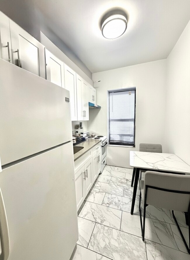 9004 Jamaica Ave, Unit 2B