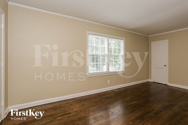 235 Charles Ave SE in Marietta, GA - Building Photo - Building Photo