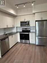 3121-3121 Sheppard Ave E in Toronto, ON - Building Photo - Building Photo