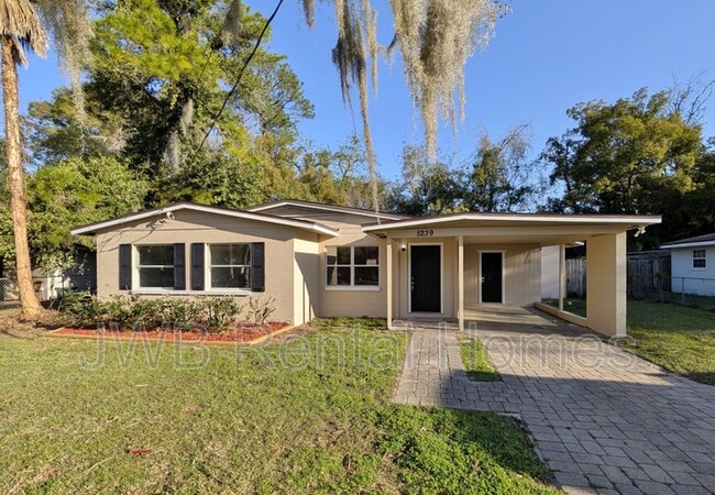 5239 Pennant Dr in Jacksonville, FL - Building Photo - Building Photo