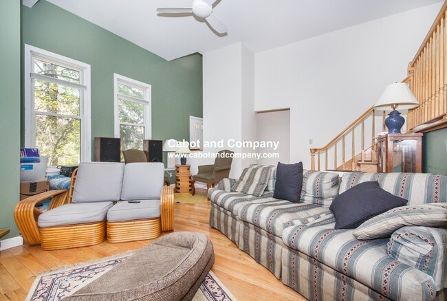 property at 2 Brewer St