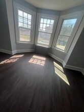 7233 West Chester Pike in Upper Darby Township, PA - Foto de edificio - Building Photo