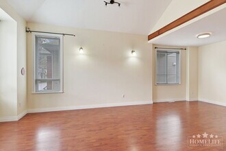 6116-6128 128 St in Surrey, BC - Building Photo - Building Photo