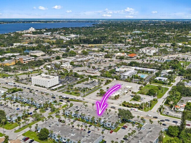 property at 950 S Kanner Hwy