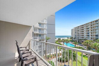 24568 Perdido Beach Blvd in Orange Beach, AL - Foto de edificio - Building Photo