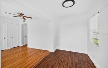 5517 Gulfport Blvd S in Gulfport, FL - Building Photo - Building Photo