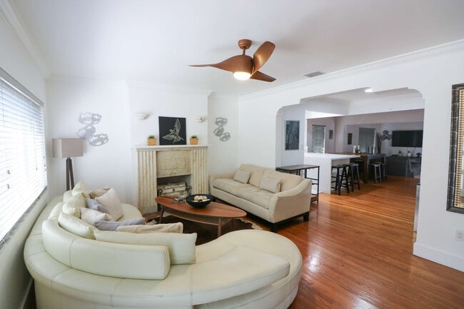property at 753 NE 81st St