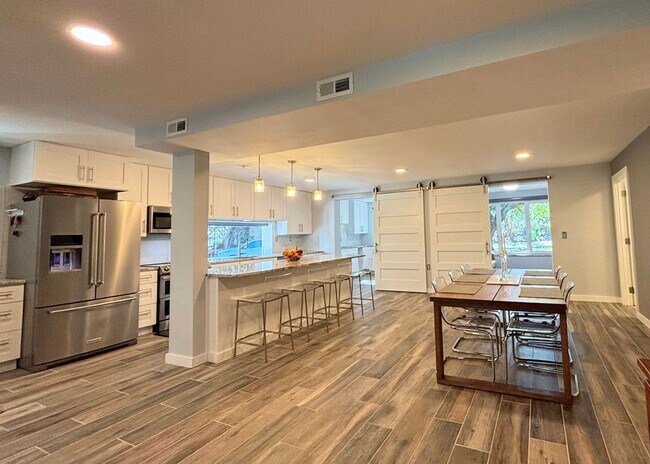 1520 Lorenzo St in Mount Pleasant, SC - Building Photo - Building Photo