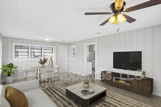 416 S Bowers Ave in Iowa, LA - Building Photo - Building Photo