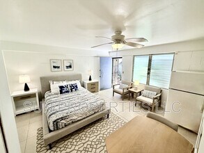 235 Lili?uokalani Ave in Honolulu, HI - Building Photo - Building Photo