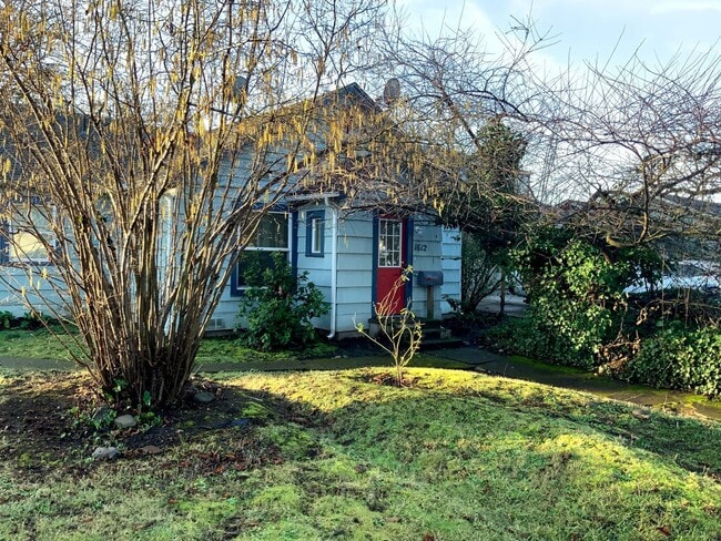 property at 1612 W 8th Ave