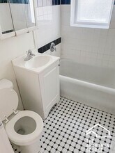 3912 N Pine Grove Ave in Chicago, IL - Building Photo - Building Photo