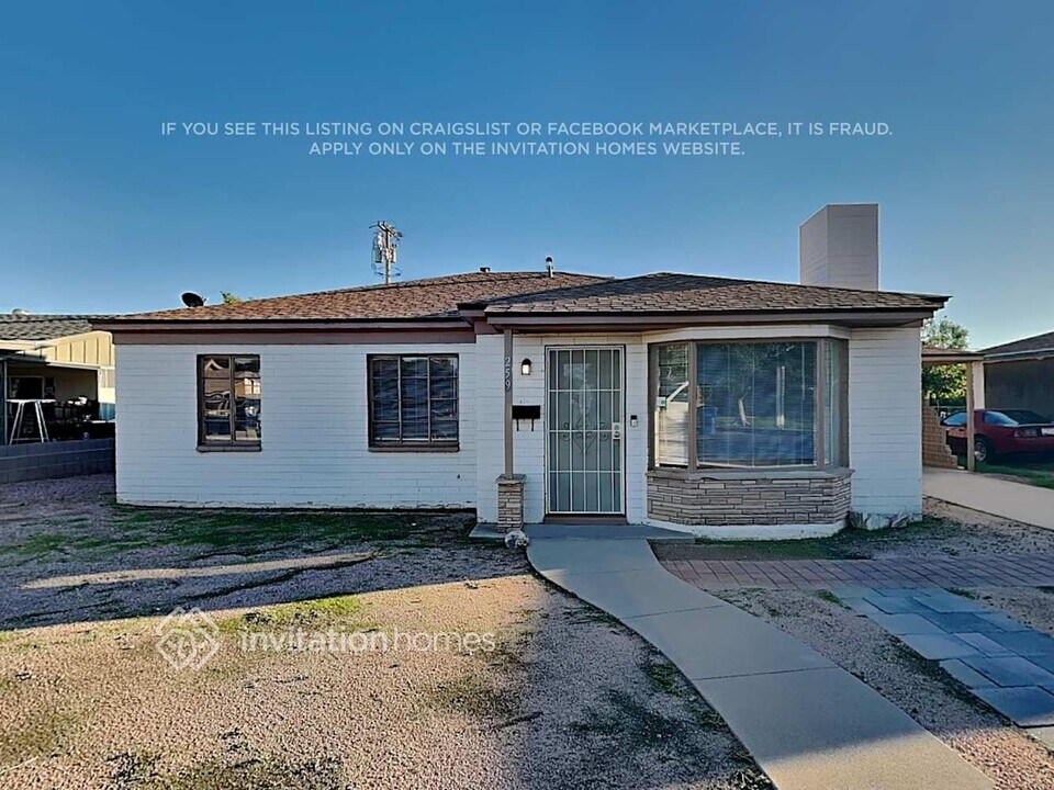 259 E Marilyn Ave in Mesa, AZ - Foto de edificio