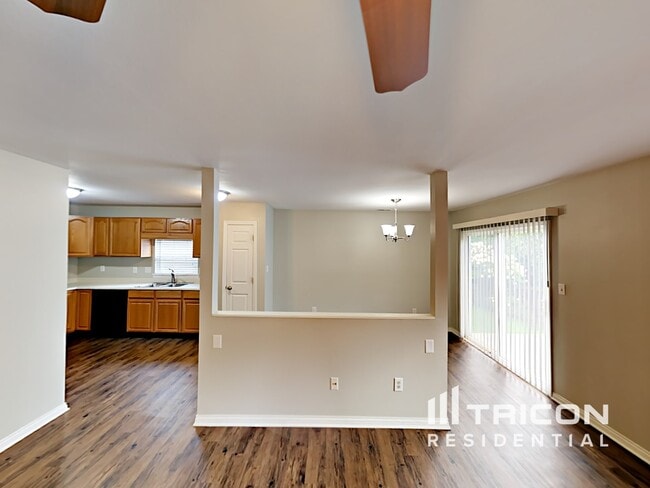 928 Webb Dr in Greenfield, IN - Building Photo - Building Photo