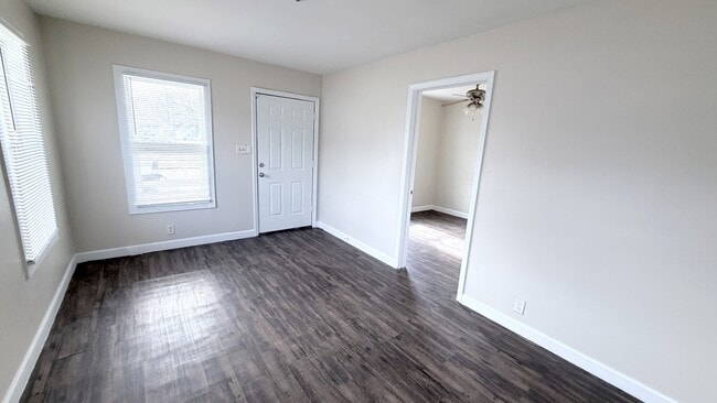 608 Ravenswood Dr in Evansville, IN - Building Photo - Building Photo