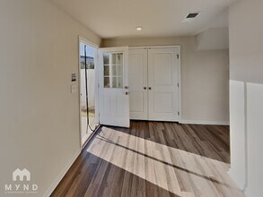 2409 Fathom Wy in Charlotte, NC - Foto de edificio - Building Photo