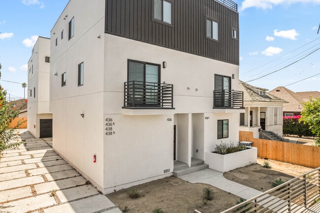 property at 438 E 28th St
