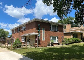 216 9th Ave in La Grange, IL - Building Photo