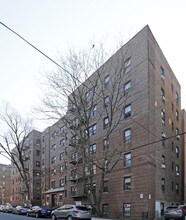 Commonwealth Apartments in Rego Park, NY - Building Photo - Building Photo