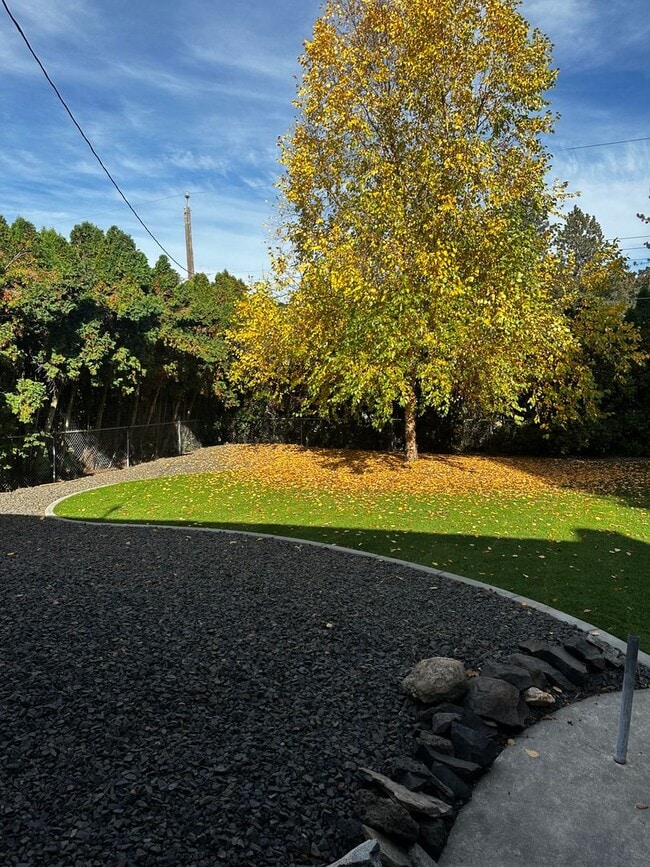 property at 7220 N Drumheller St