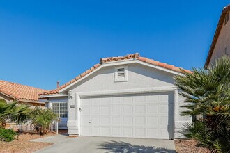5208 Still Breeze Ave in Las Vegas, NV - Building Photo - Building Photo