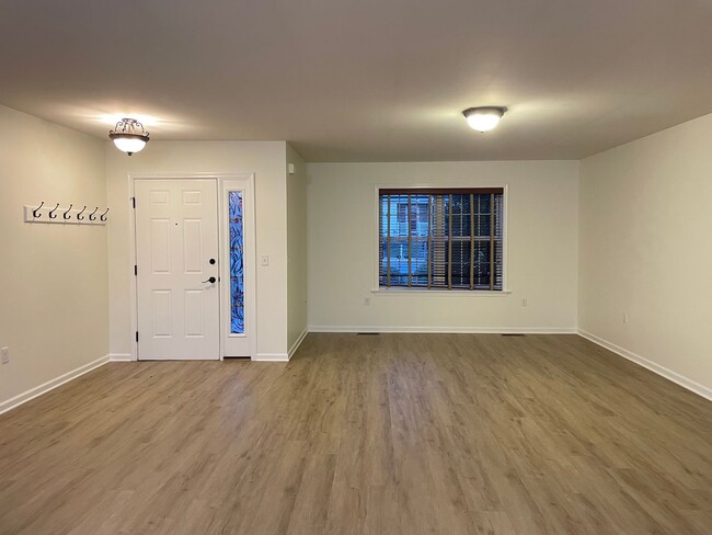 217 Loghes Dr in Manheim, PA - Building Photo - Building Photo