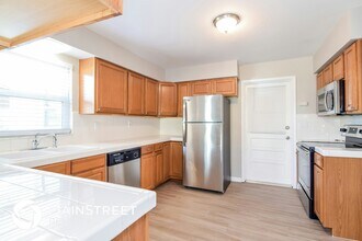 2112 Sylvester Ct in Lakeland, FL - Building Photo - Building Photo