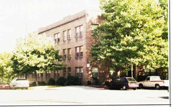 Charles Bee Apartments in Tacoma, WA - Building Photo - Building Photo