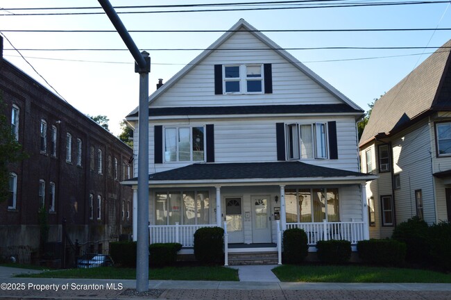 property at 245 N Main St