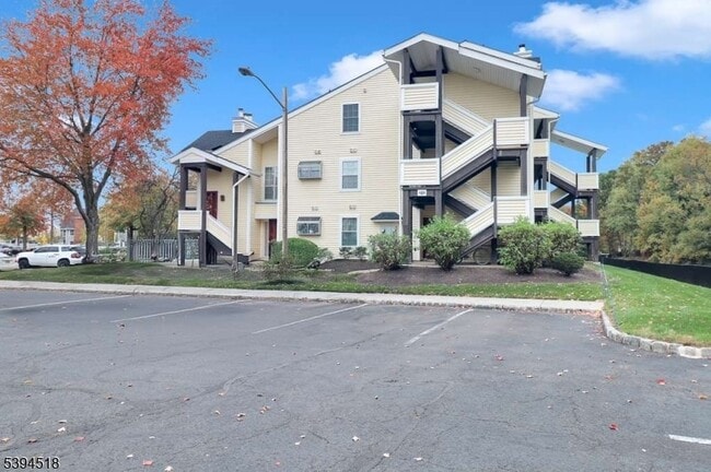 property at 121 Country Club Dr