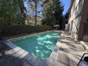 735 El Camino Real in Burlingame, CA - Building Photo - Building Photo