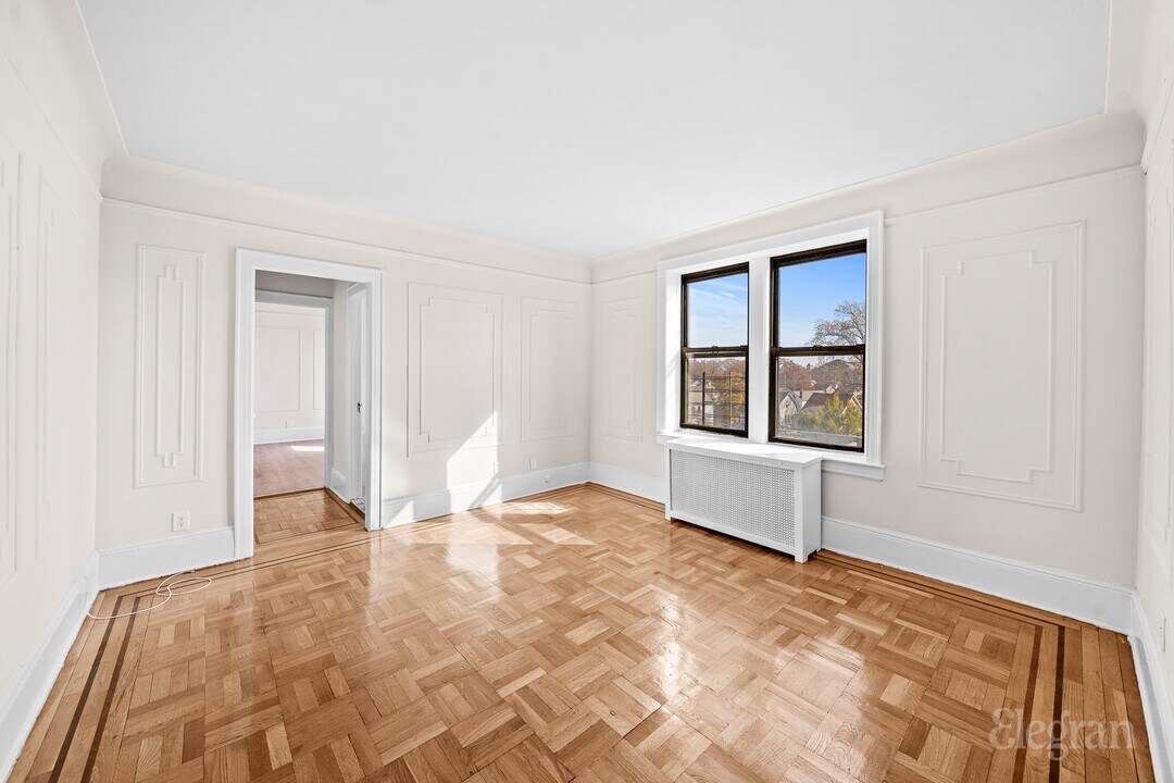 9323 218th St-Unit -APT D6 in Queens, NY - Building Photo
