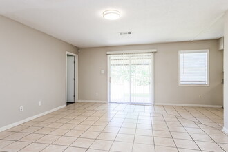 807 Sulphur St in Houston, TX - Building Photo - Building Photo