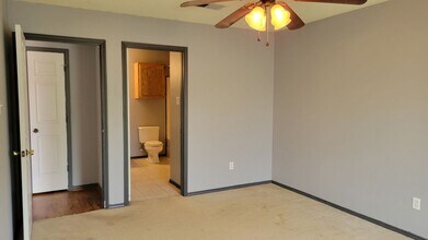 2709 108th St in Lubbock, TX - Foto de edificio - Building Photo