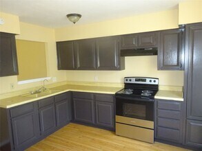 7411 Bahia Ln in Missouri City, TX - Building Photo - Building Photo