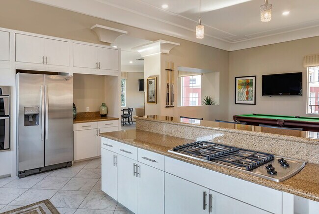 Renaissance at Uptown Orange in Orange, CA - Building Photo - Building Photo