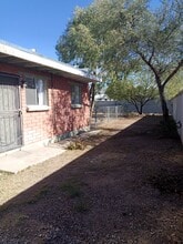 244 N Westmoreland Ave, Unit 244 in Tucson, AZ - Foto de edificio - Building Photo