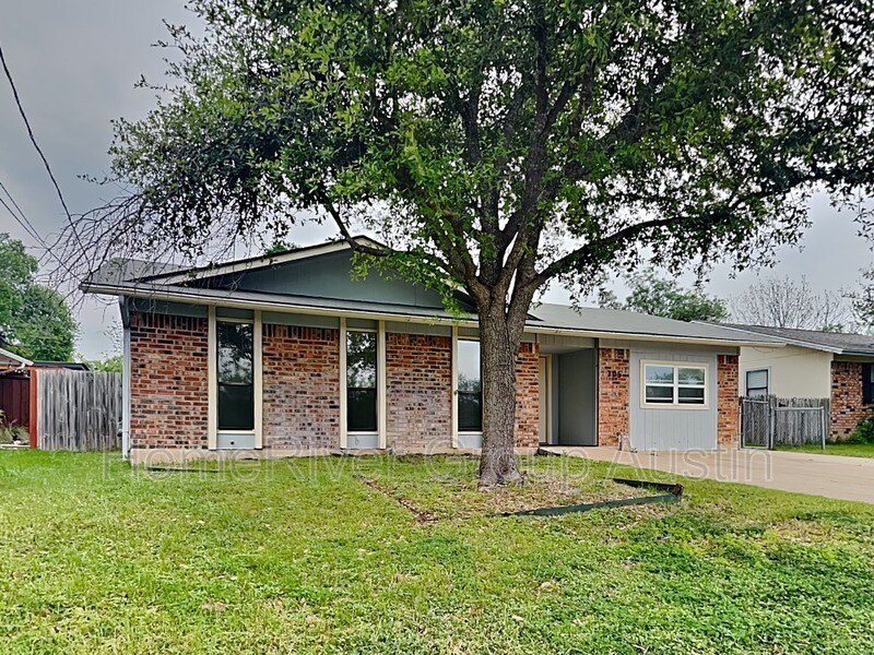 705 Bridge St in Georgetown, TX - Foto de edificio