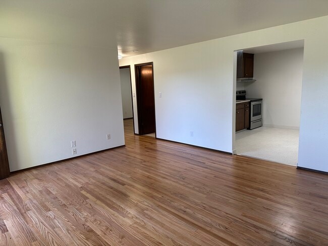 2427 Gibson Rd in Everett, WA - Building Photo - Building Photo